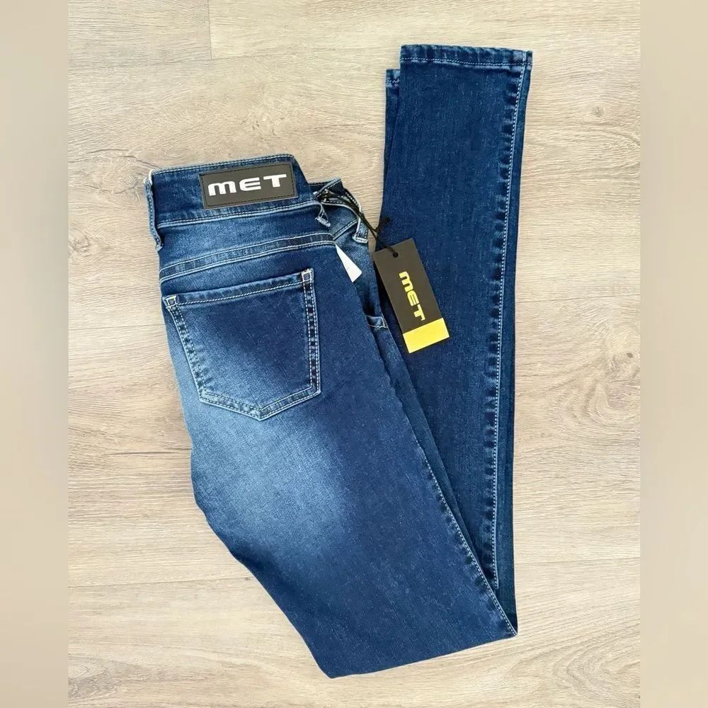 Italian designer MET jeans - Picture 7 of 11